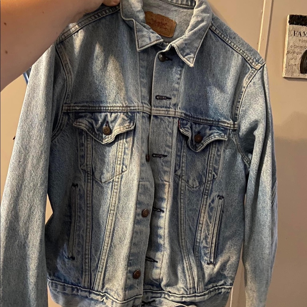 Levi Denim Jacket- great condition